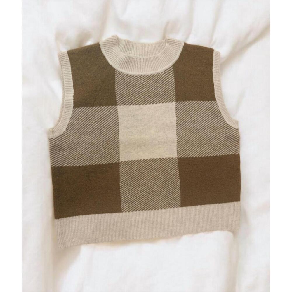 NEW KATHIE K women's sweater vest in brown/ beige